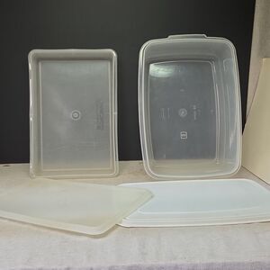 2 Plastic Containers. Tupperware And Rubbermaid